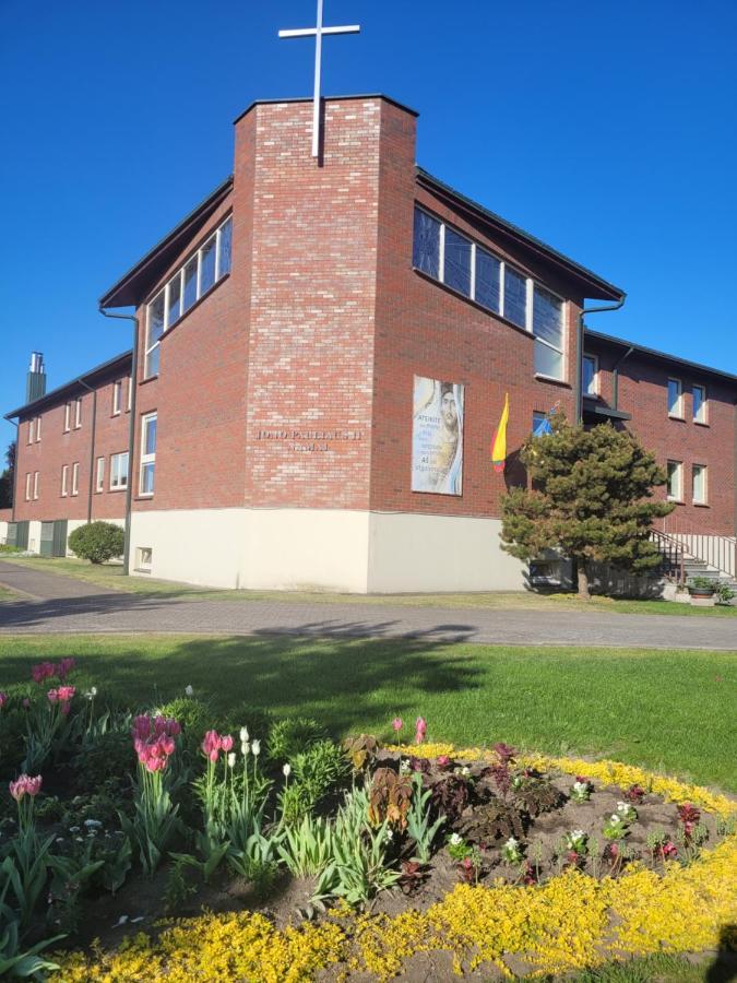 Aparthotel Jono Pauliaus II Piligrimu Namai Raseiniai Exterior foto