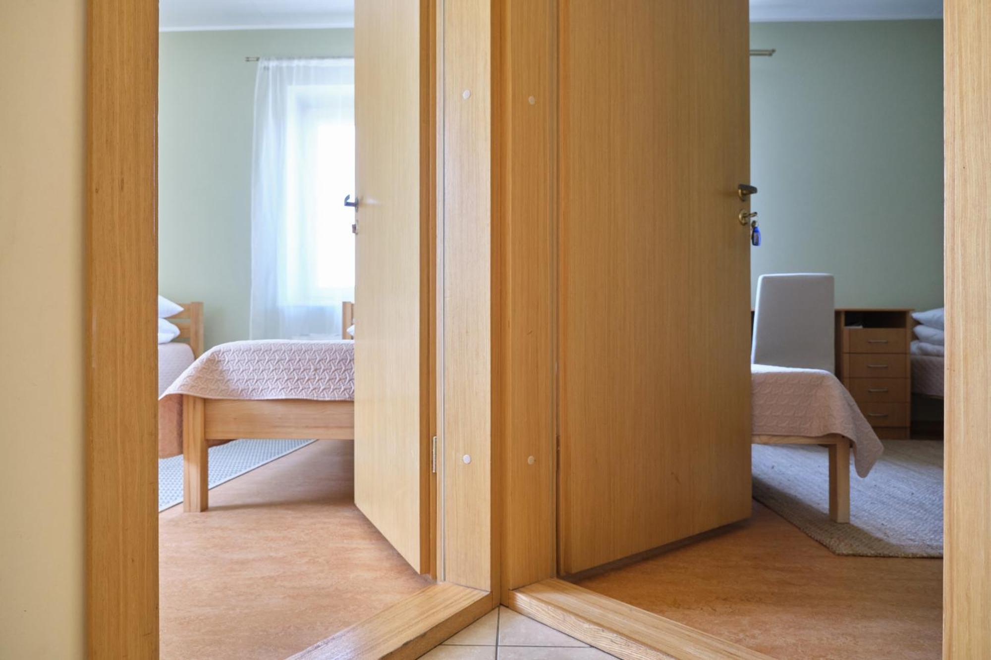 Aparthotel Jono Pauliaus II Piligrimu Namai Raseiniai Exterior foto
